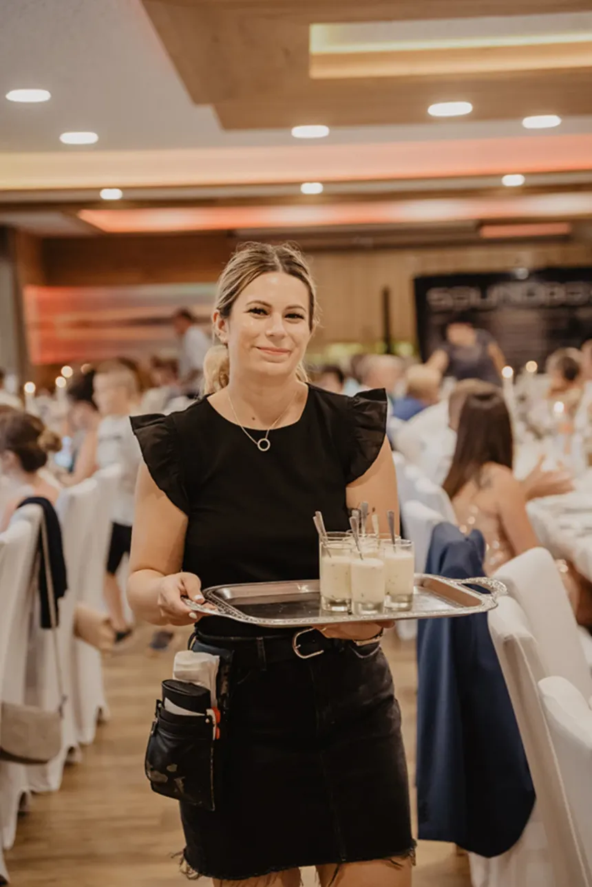 Service im Gasthof zur Linde